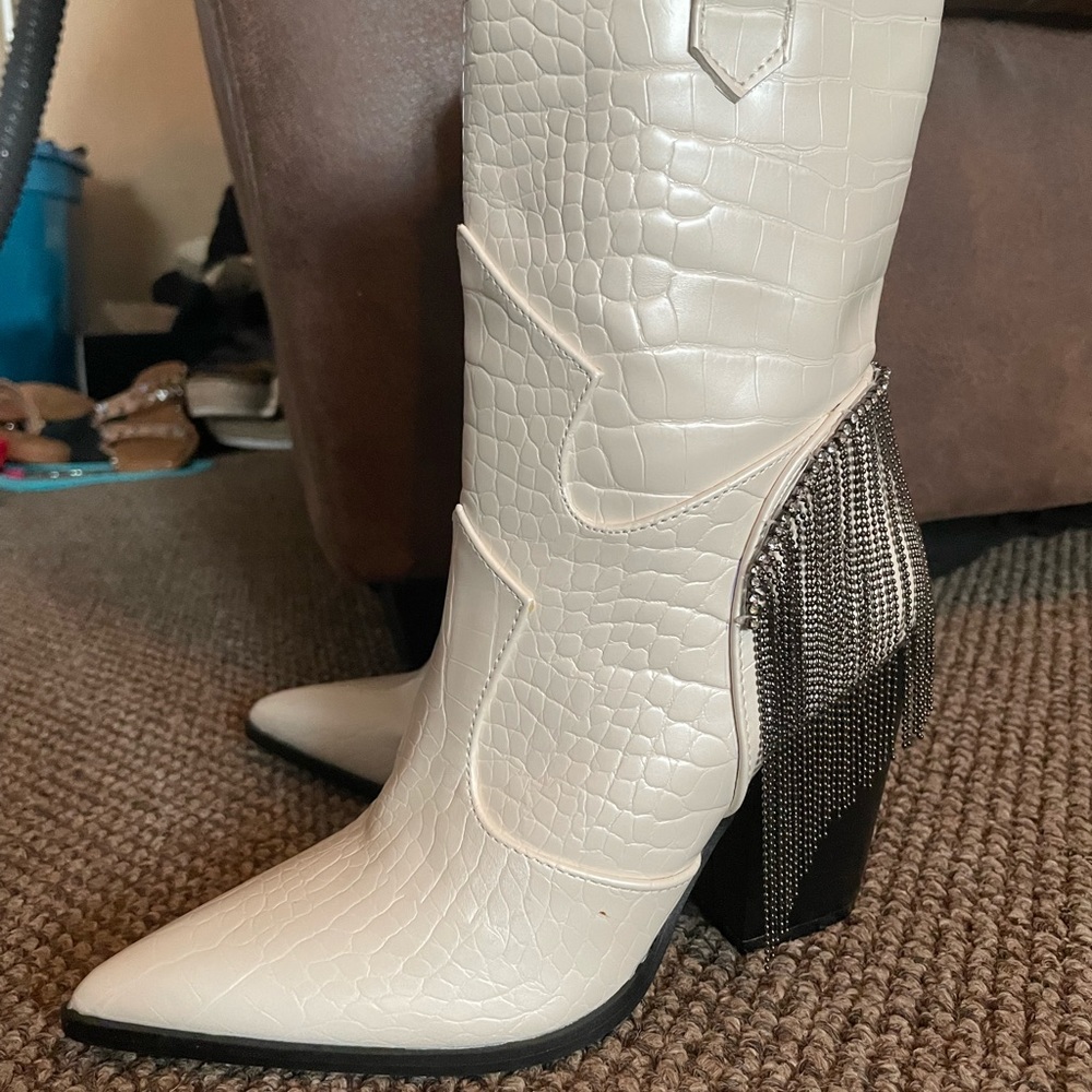 NIB Nasty Gal white leather boots